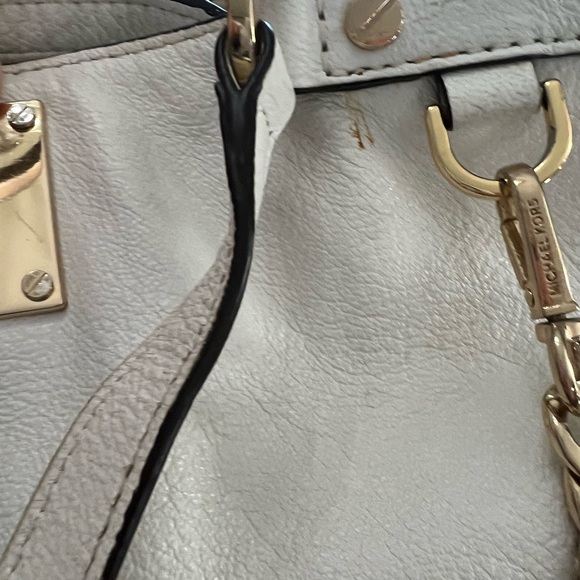 Michael Kors Handbag - Picture 7 of 16